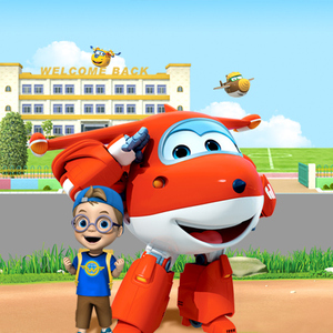 动漫美女和帅哥在努力生孩子
