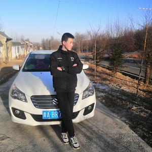 动漫美女和帅哥在努力生孩子
